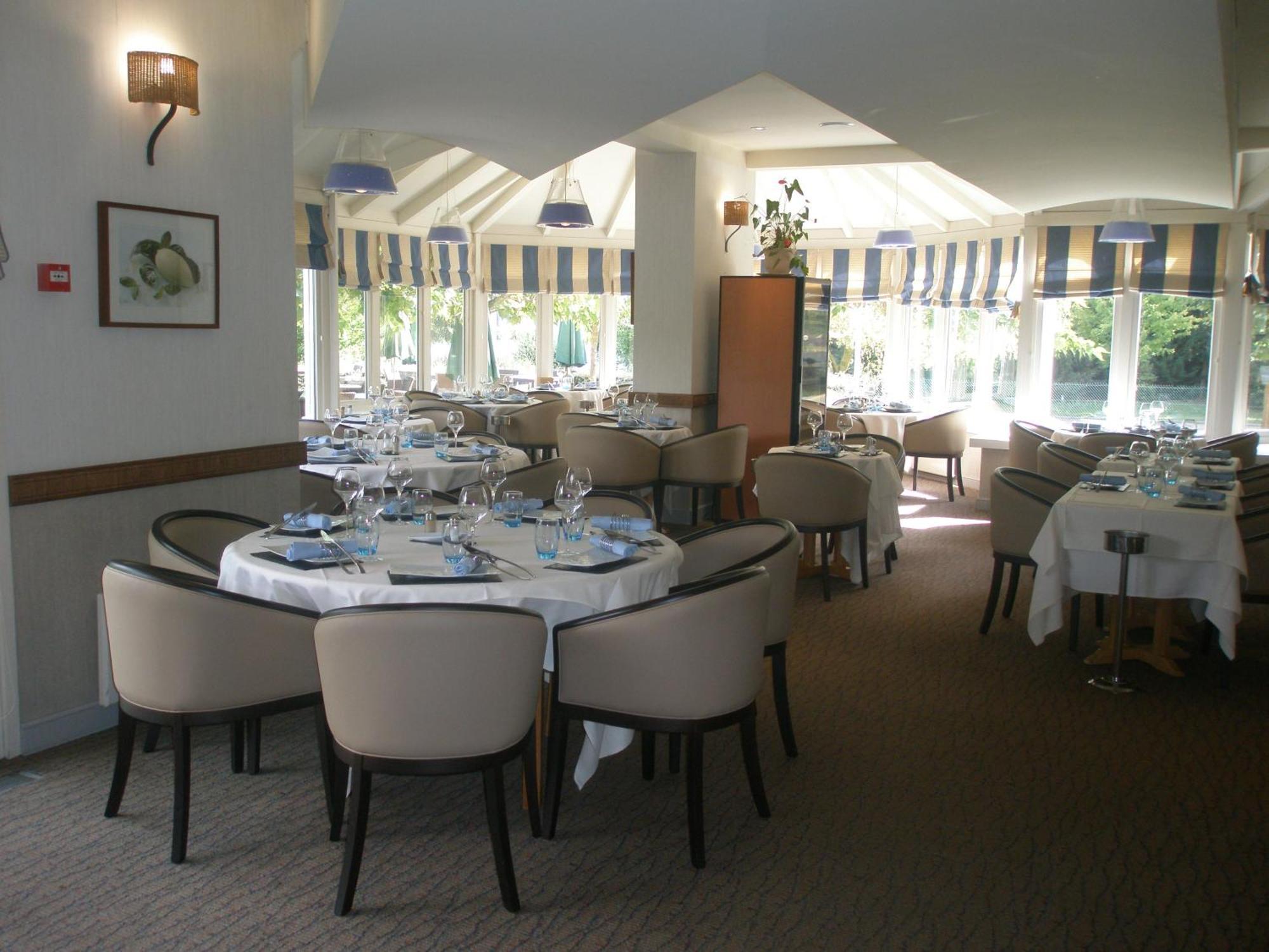 Hotel Restaurant Le Rive Gauche جويني المظهر الخارجي الصورة